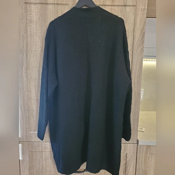 Threadbare Black Cardigan Sweater - Picture 3 of 3